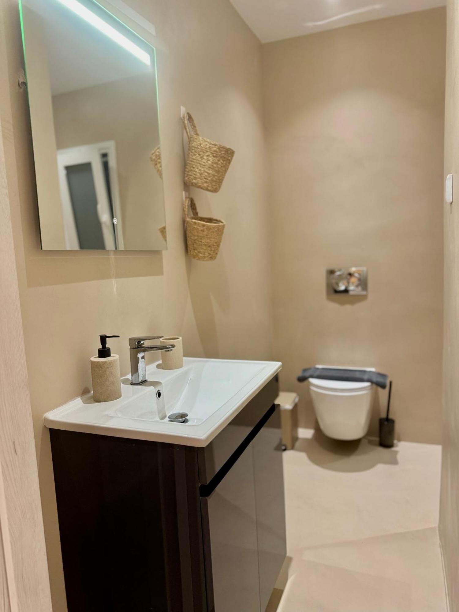 Grace Apartment Next To The Akropolis Athens Ngoại thất bức ảnh
